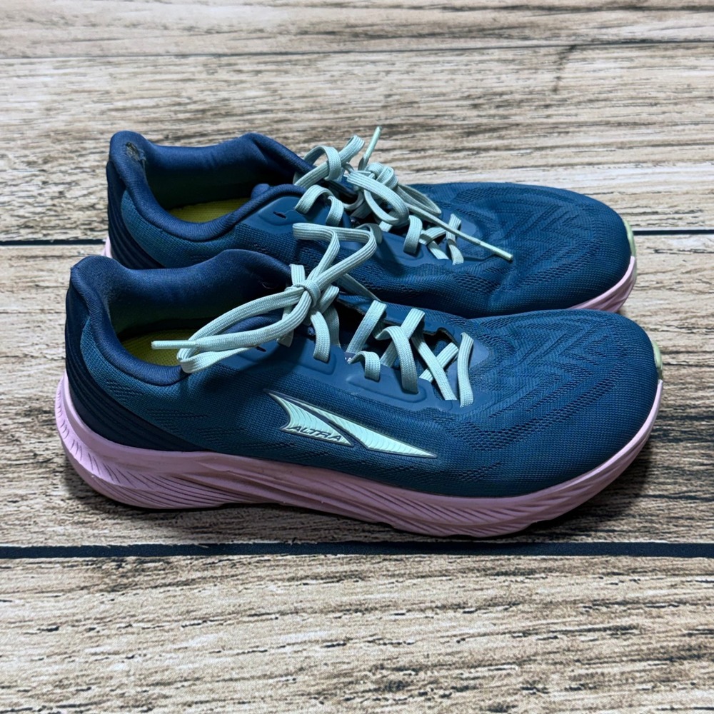 Altra Rivera 4 Running Shoes Womens 7 Navy Pink AL0A85P9006 Zero Drop Sneaker